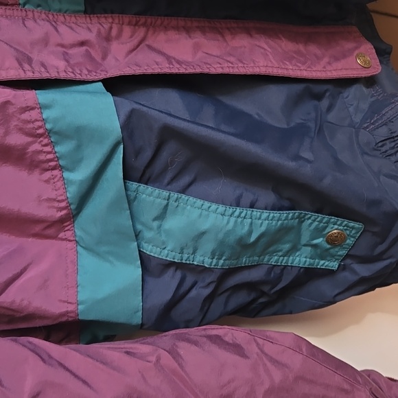 Vintage Stormtech - Picture 3 of 8